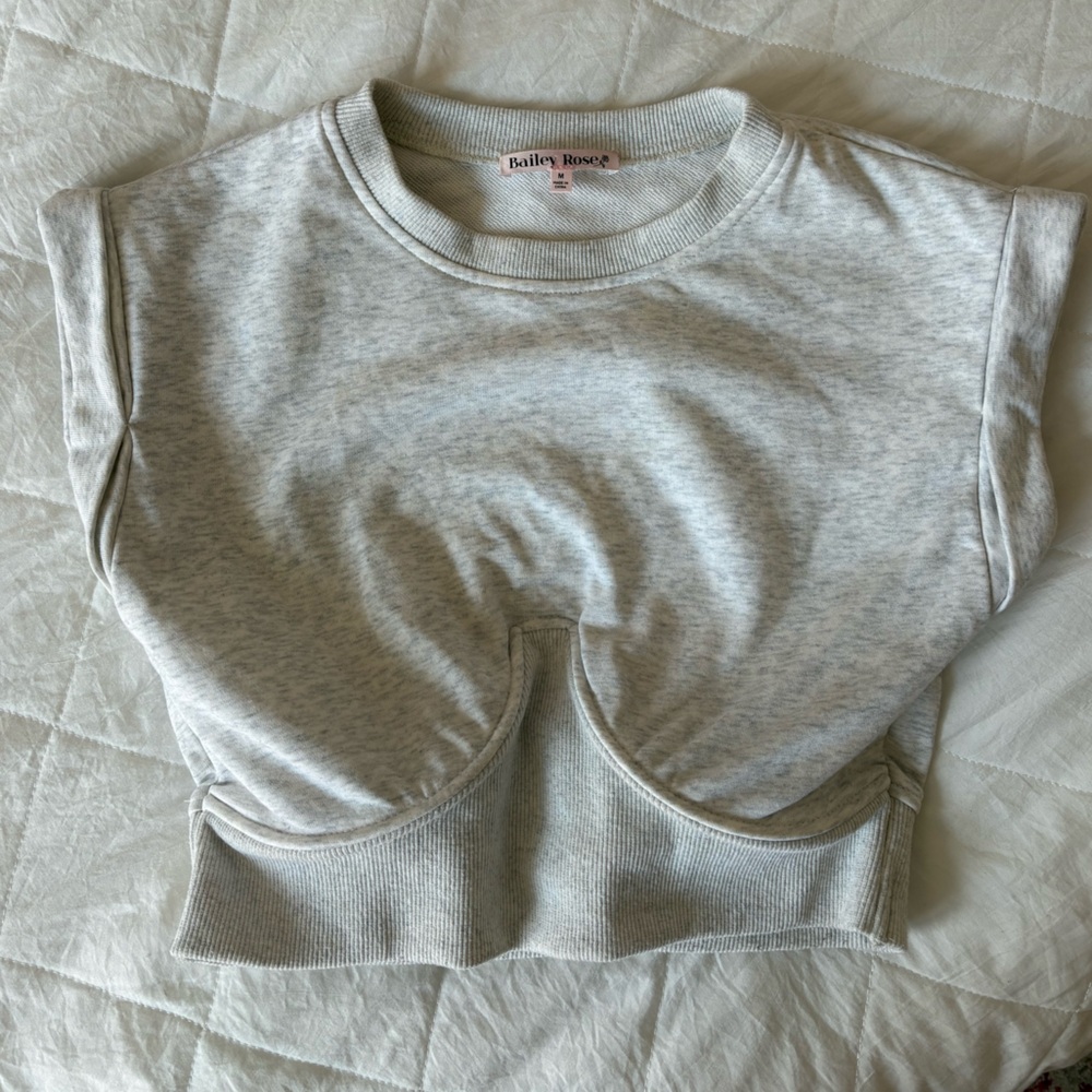 Stile By Per Lei Boutique- Bailey Rose Women’s Heather Gray Crop Top View 2